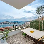 Walking Distance Old Town 120M2,Garden,View,Garage